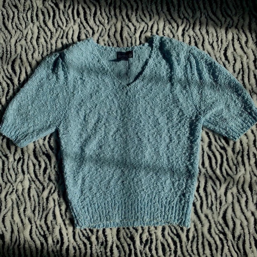 Vintage Gotham Baby Blue Popcorn V-neck Sweater Shirt
